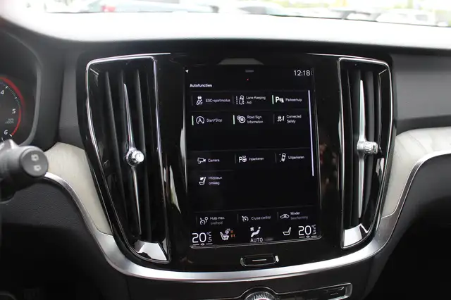 Volvo V60 view 24