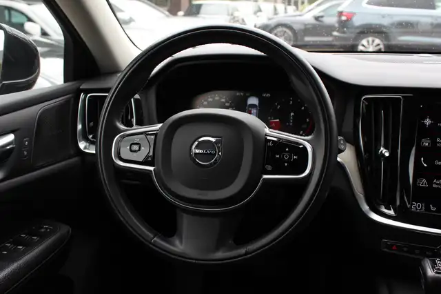 Volvo V60 view 18