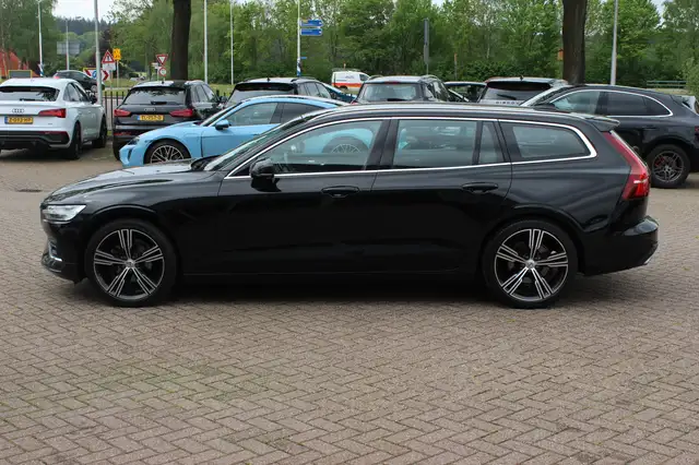 Volvo V60 view 7