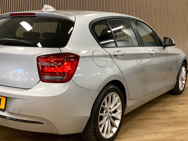 BMW 118 1-serie 118i Business+|Navigatie|Climate Control| — photo 8
