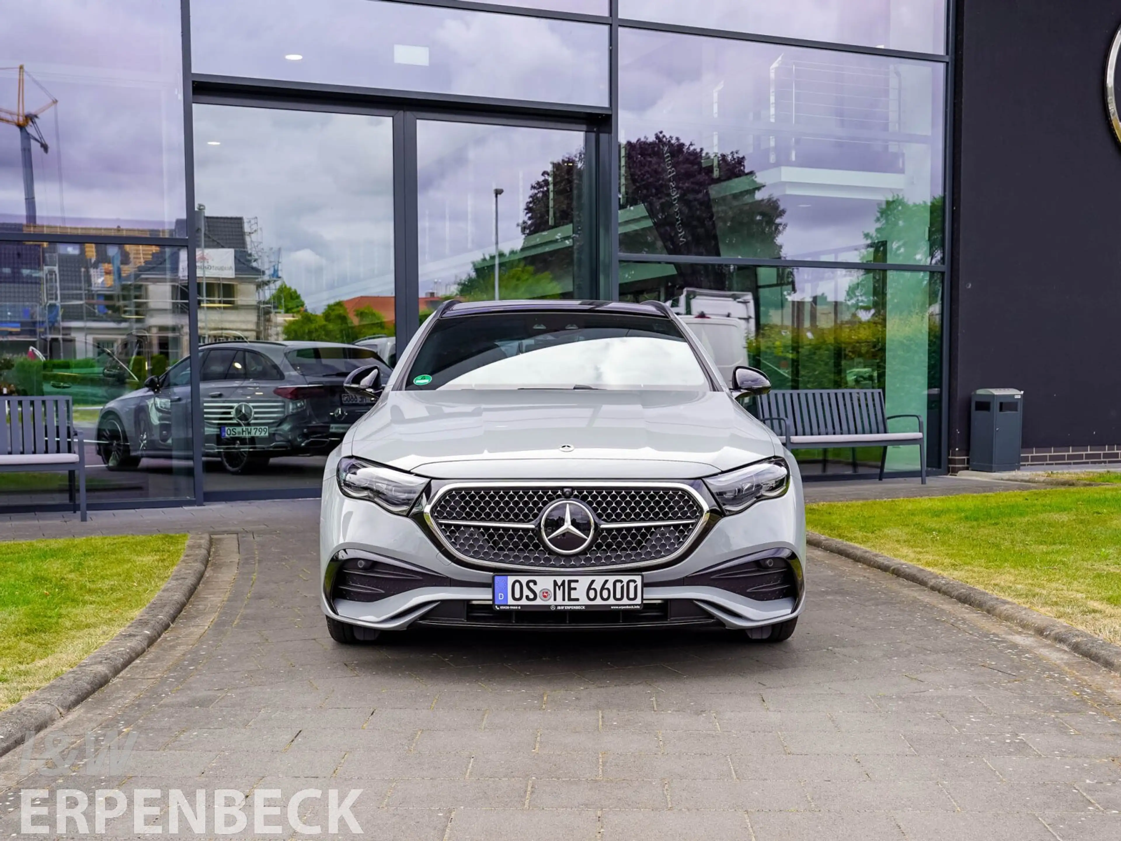 Mercedes-Benz E 450 E 450 d 4MATIC T-Modell — photo 3