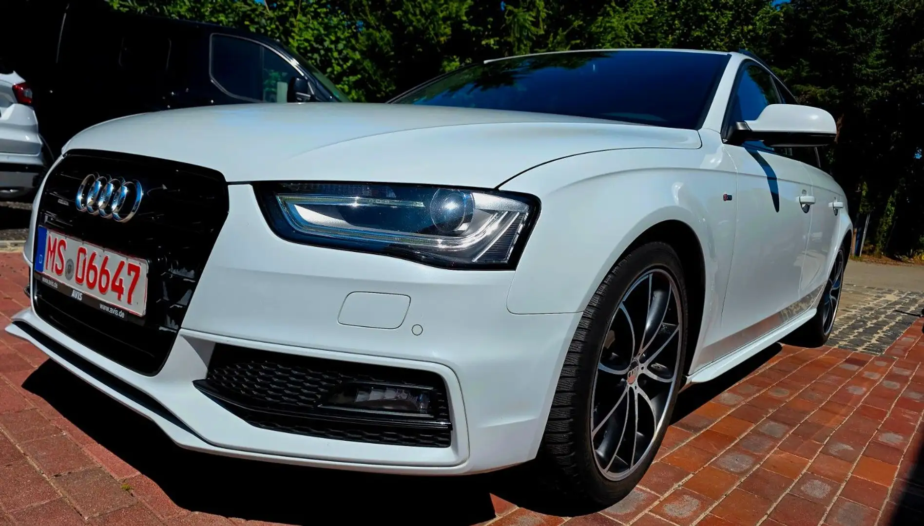 Audi A4 Avant  2.0 TDI  S-LINE Ambition quattro Xenon Blanc - 1