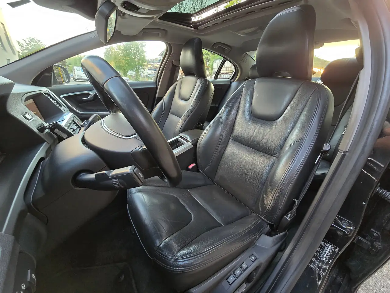 Volvo S60 Summum Export – Bild 11