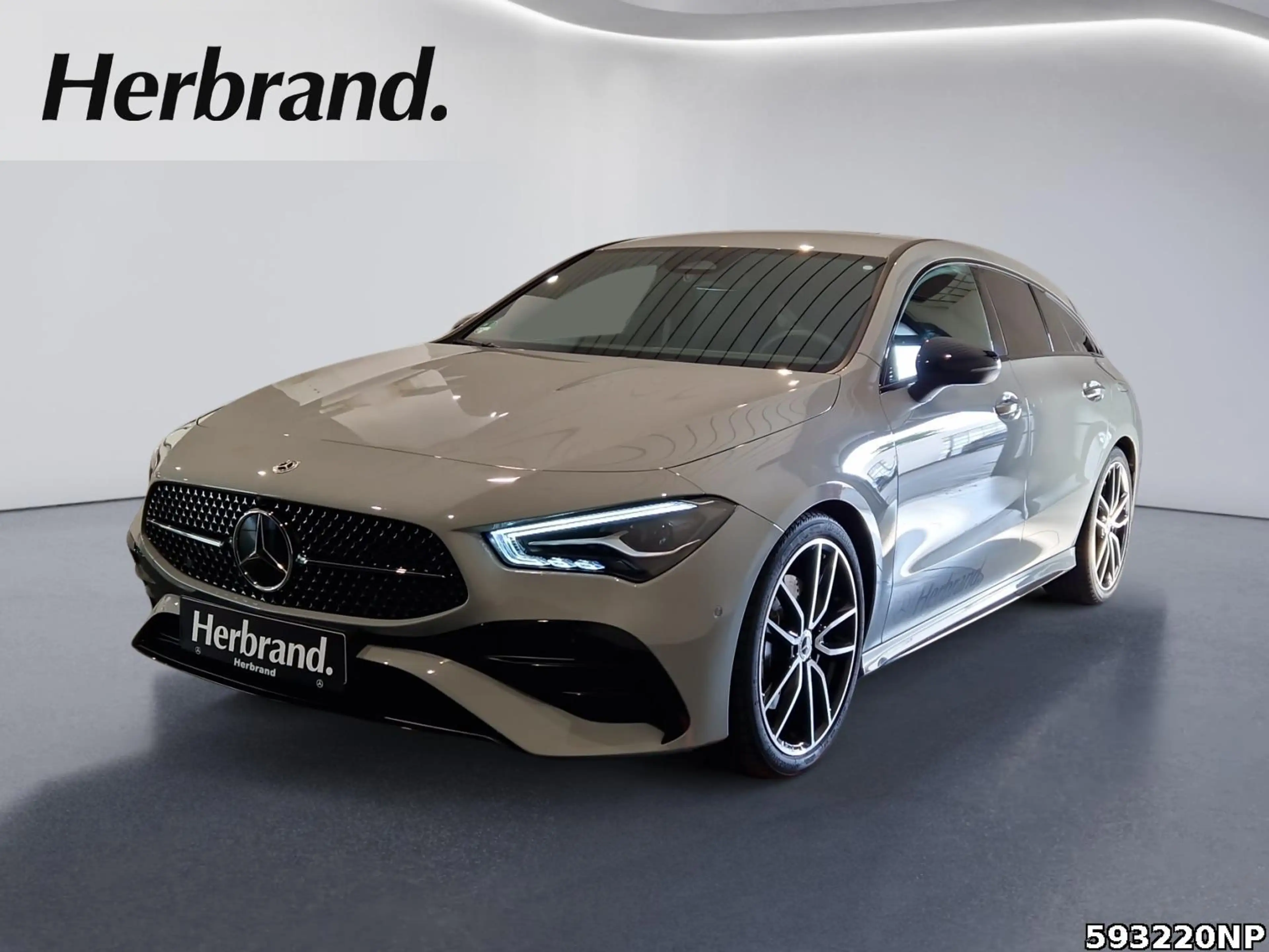 Mercedes-Benz CLA 200 SPECIAL-EDITION+STHZG+AHK+DISTRONIC