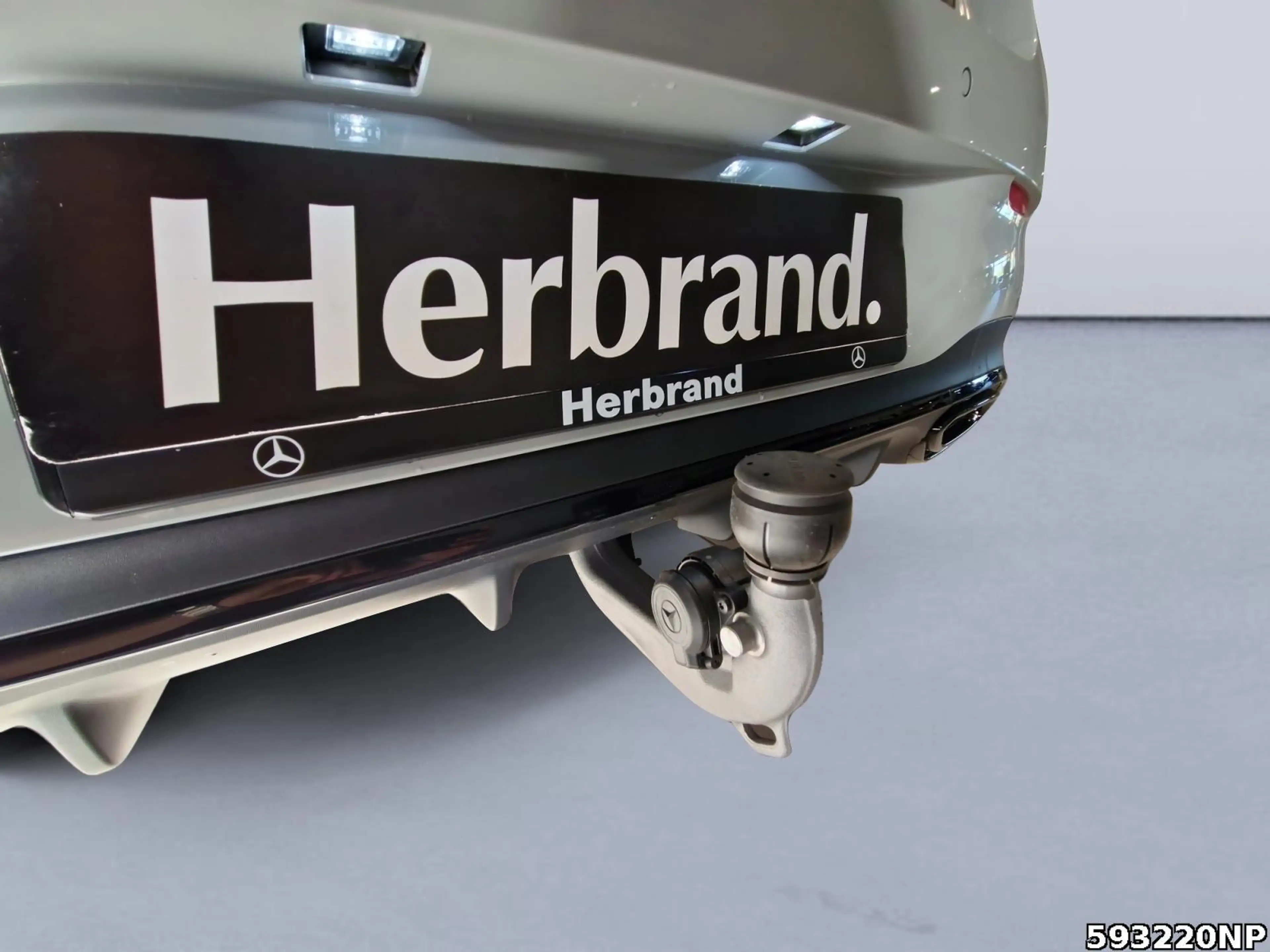 Mercedes-Benz CLA 200 SPECIAL-EDITION+STHZG+AHK+DISTRONIC — photo 14