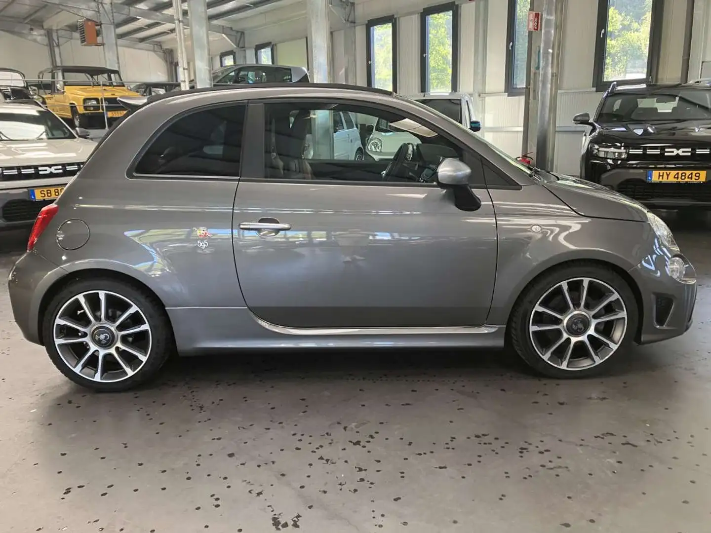 Abarth 595 Turismo 1.4 165HP Grijs - 2