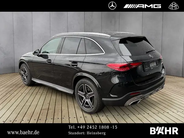 Mercedes-Benz GLC view 3