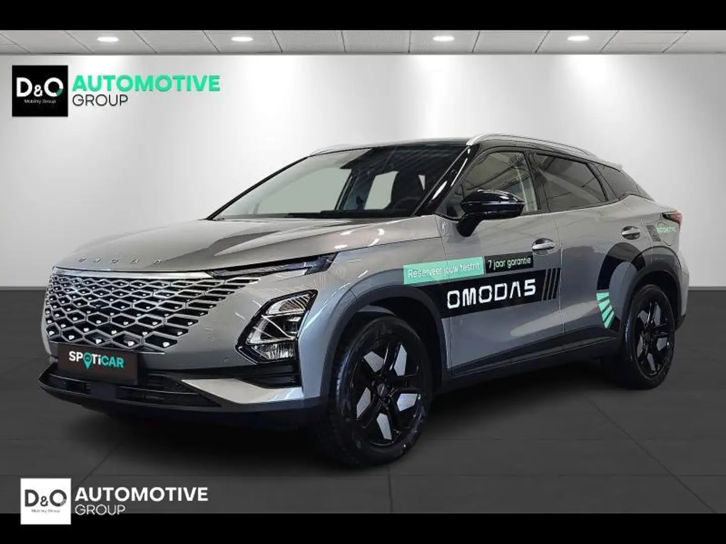 Omoda 5 Premium Grijs - 1
