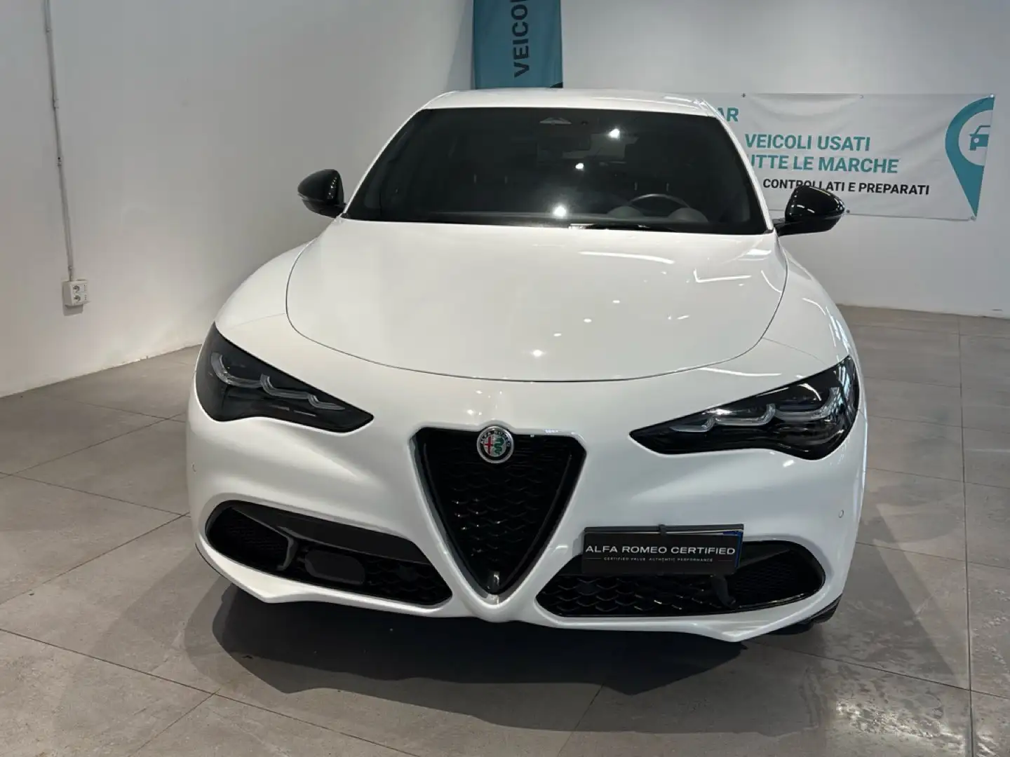 Alfa Romeo Stelvio 2.2 TD 210 CV Veloce AT8 Q4 Weiß - 2