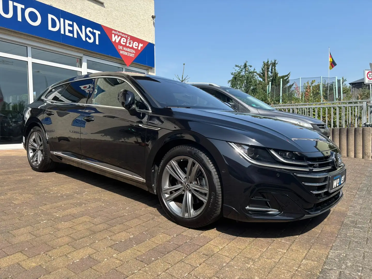 Volkswagen Arteon R-Line*SB*360KAM*eAHK*NAPPA*IQ-MATRIX*ACC*CARPLAY Schwarz - 2