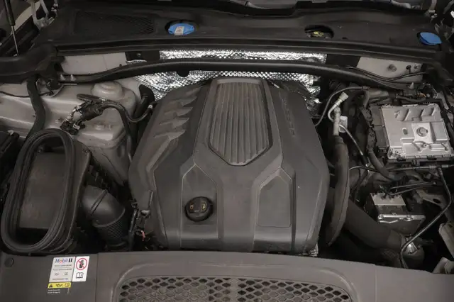 Porsche Macan view 20
