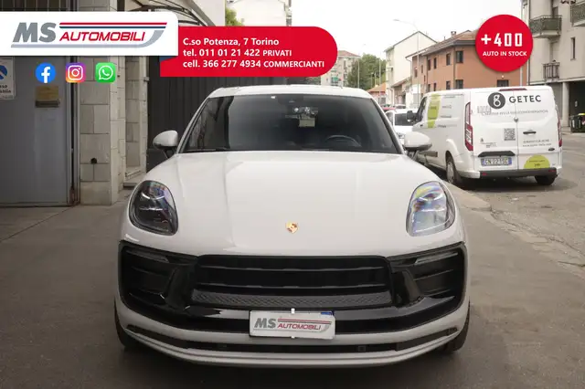 Porsche Macan view 9