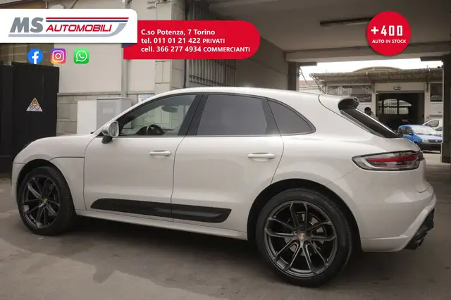 Porsche Macan view 15