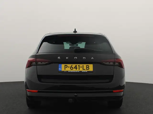 Skoda Octavia view 17