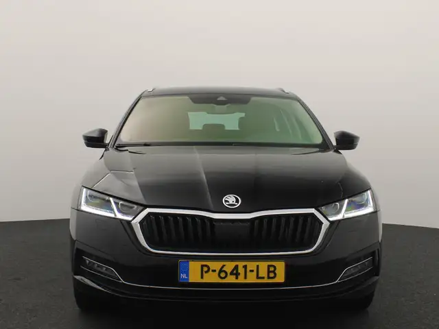 Skoda Octavia view 22