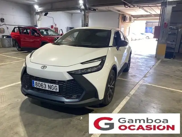 Toyota C-HR 1.8 Advance Hybrid 140