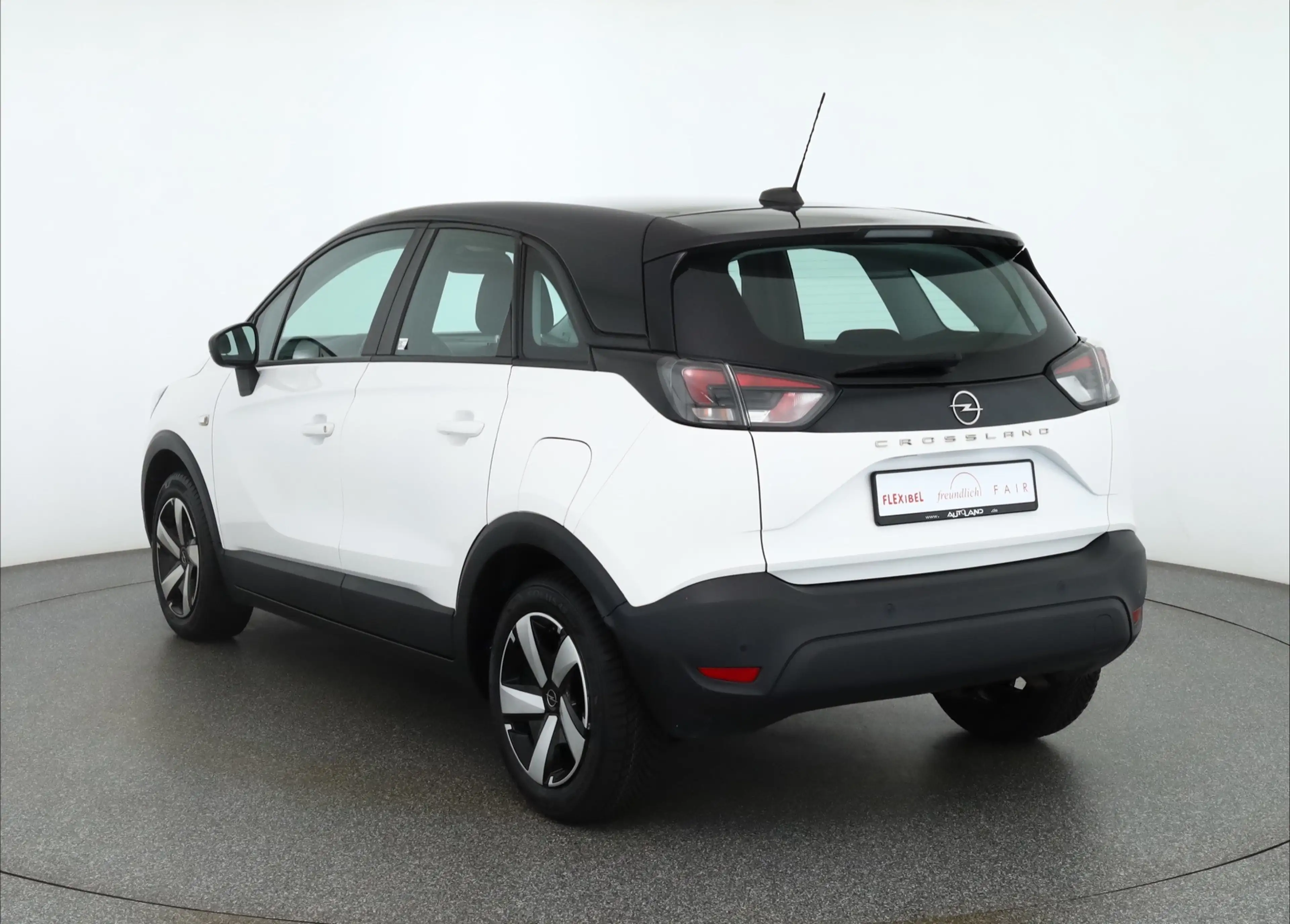 Opel Crossland 1.2 Turbo Edition LED IntelliLink PDC — photo 3