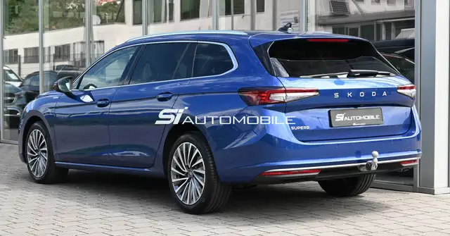 Skoda Superb view 3