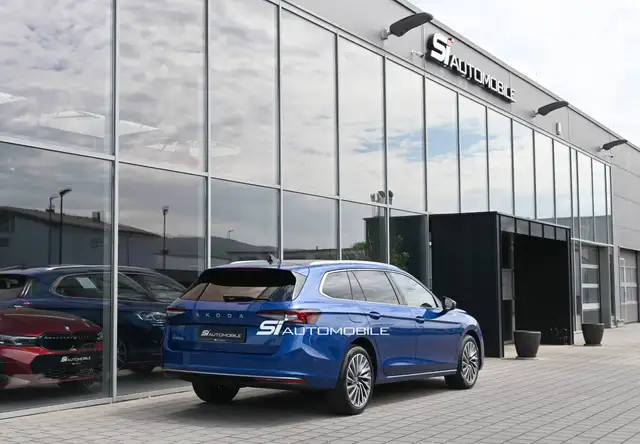 Skoda Superb view 5
