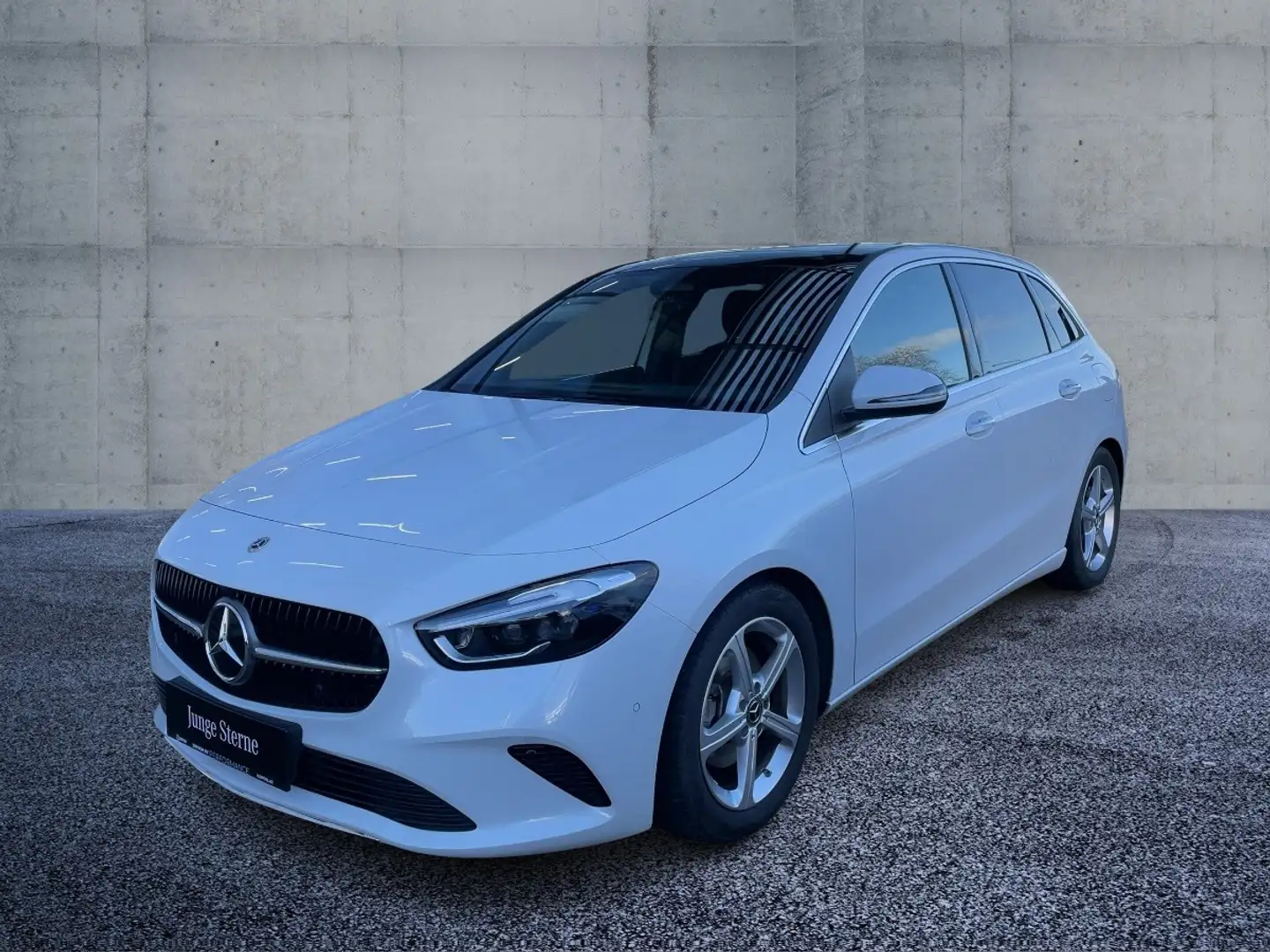 Mercedes-Benz B 200 d Progressive KeyLess SpurW MBUX PDC SHZ Weiß - 2
