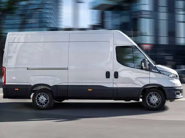 Iveco Daily 35S12 V 3520 L2H2*2.3 PLM-TA *11/2020 KM 41.372-TAGLIANDO PRE CONSEGNA-GARANZIA 12 MESI VEICOLO PARI AL NUOVO