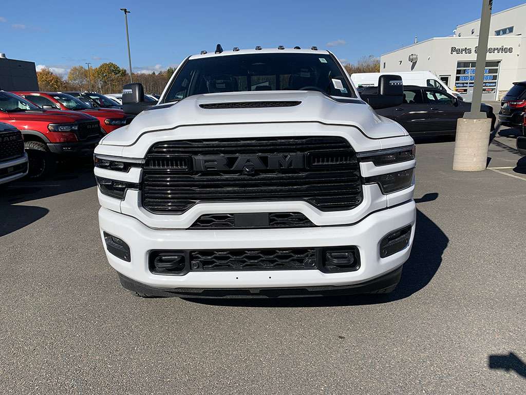 2027 RAM 3500