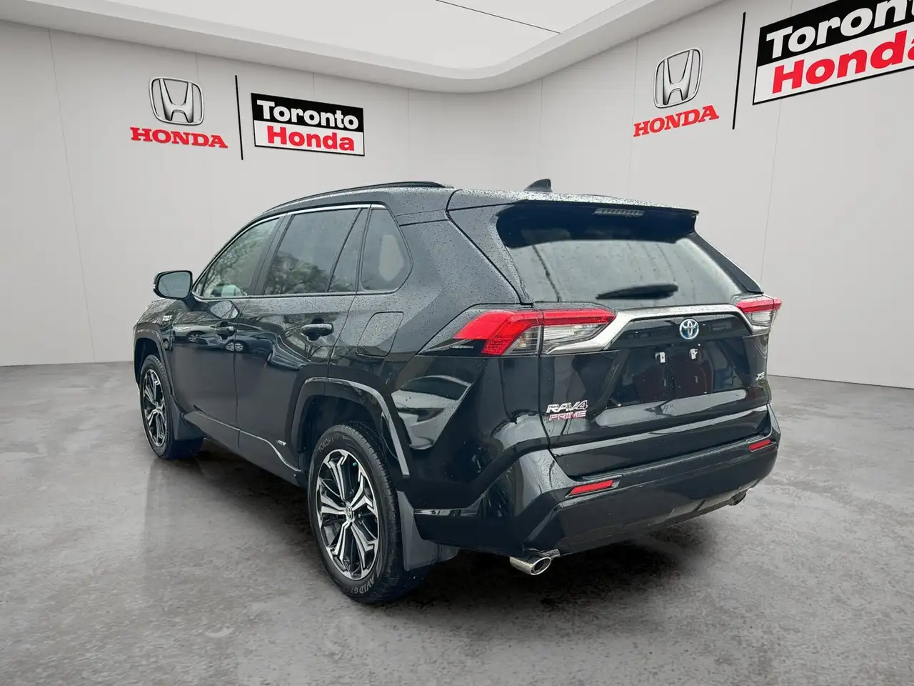 Toyota RAV 4 Prime снимка Toyota RAV 4 Prime