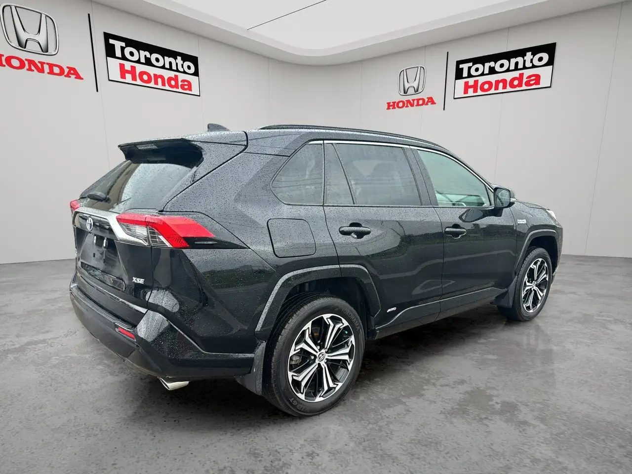 Toyota RAV 4 Prime снимка Toyota RAV 4 Prime