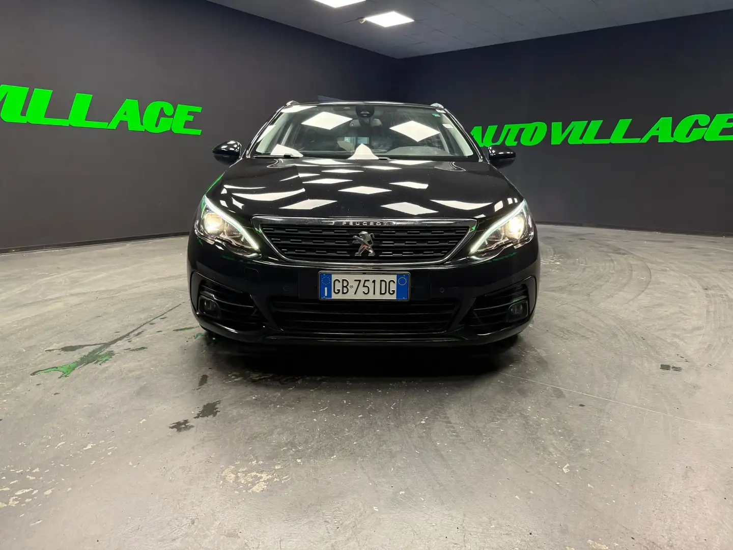 Peugeot 308 308 II SW SW 1.5 bluehdi Allure s Negru - 2