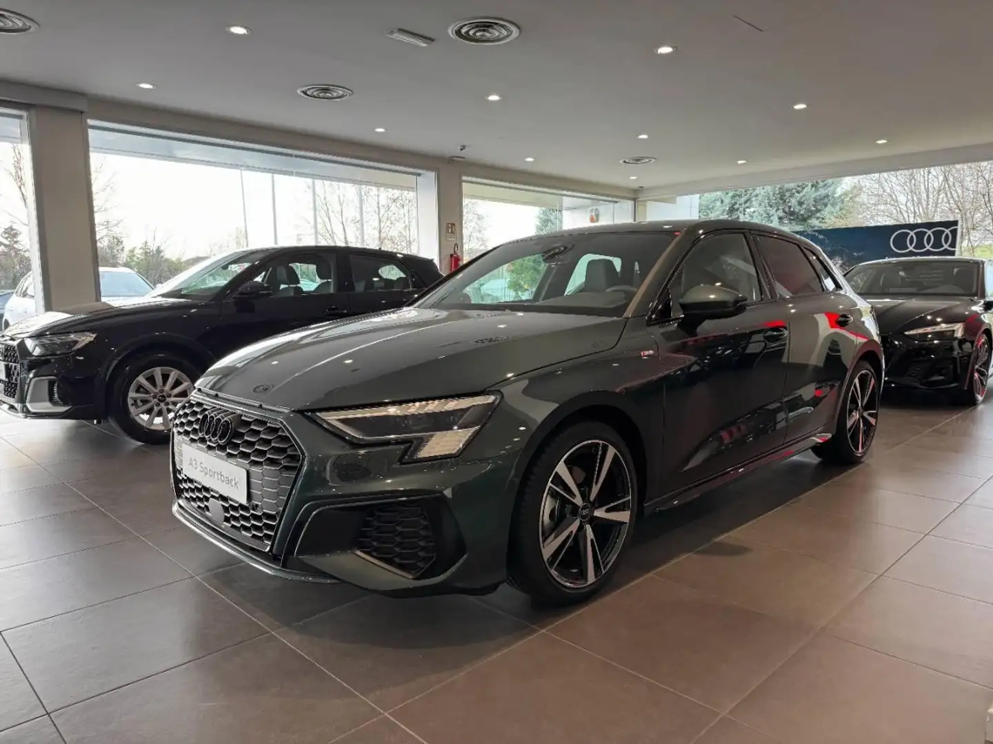 Audi A3 SPORTBACK 35 TFSI MHEV S-TRONIC S-LINE - 1