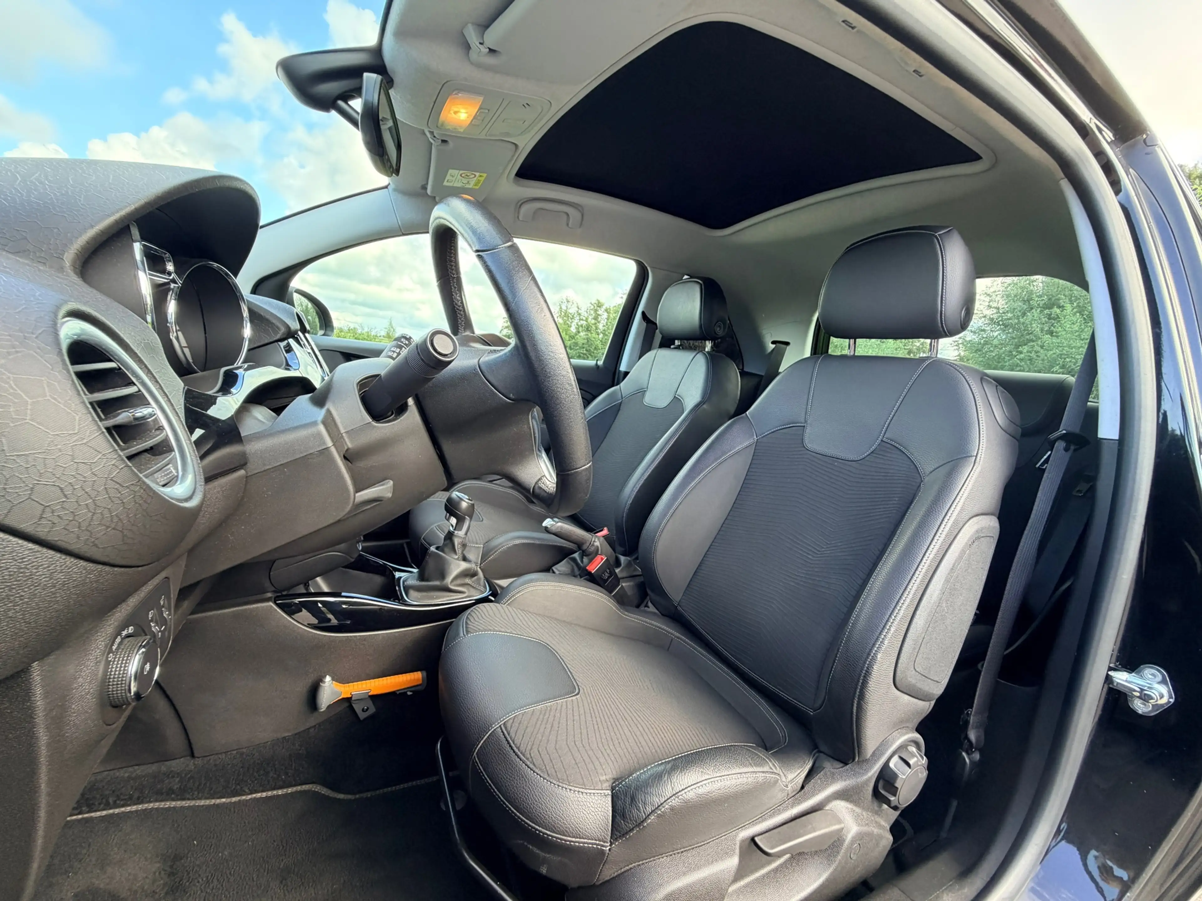 Opel Adam 1.0 Turbo Rocks CARPLAY Clima Navi Cruise Control — photo 14