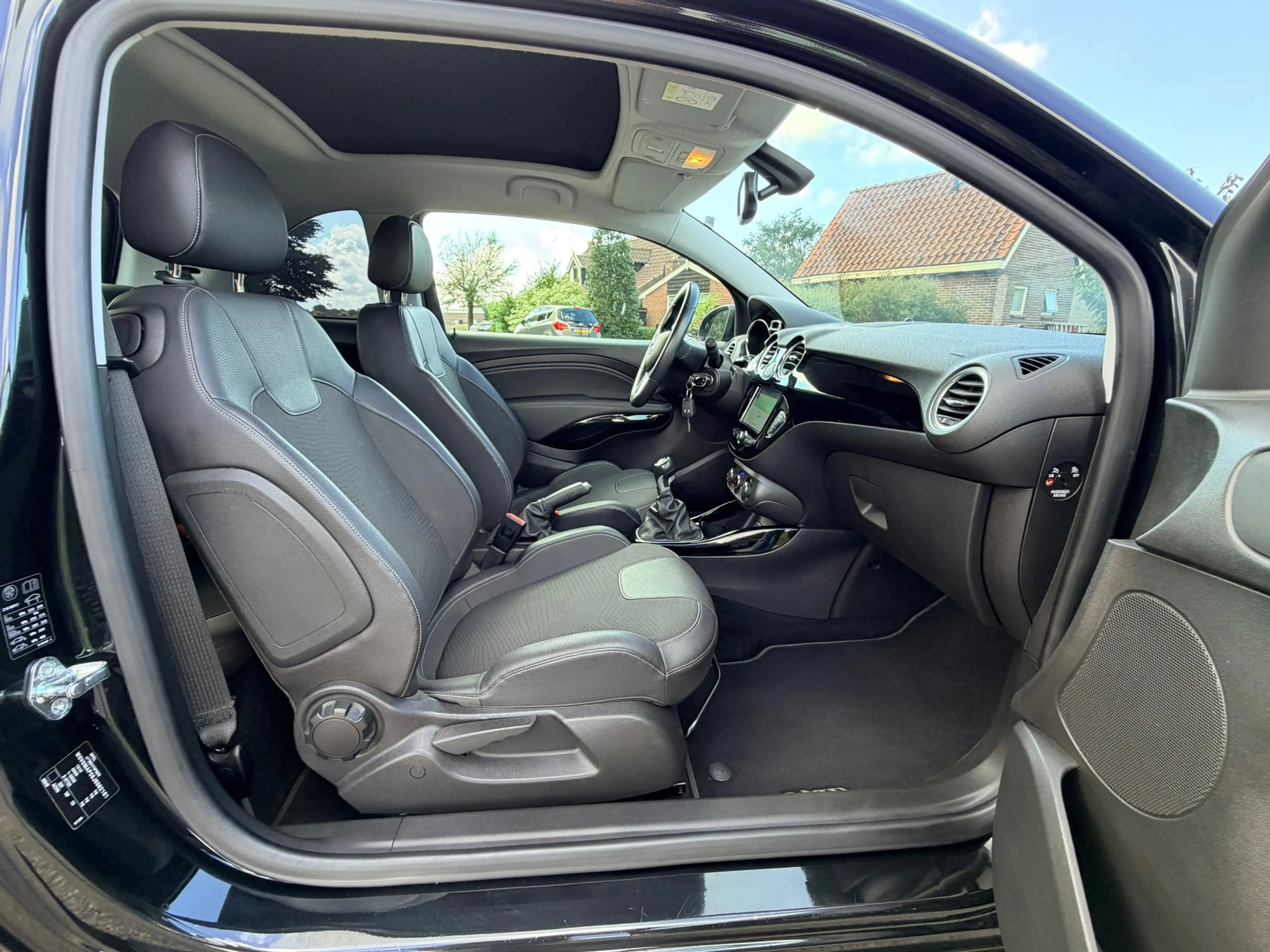 Opel Adam 1.0 Turbo Rocks CARPLAY Clima Navi Cruise Control — photo 12