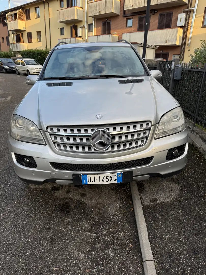 Mercedes-Benz ML 320 Argento - 1