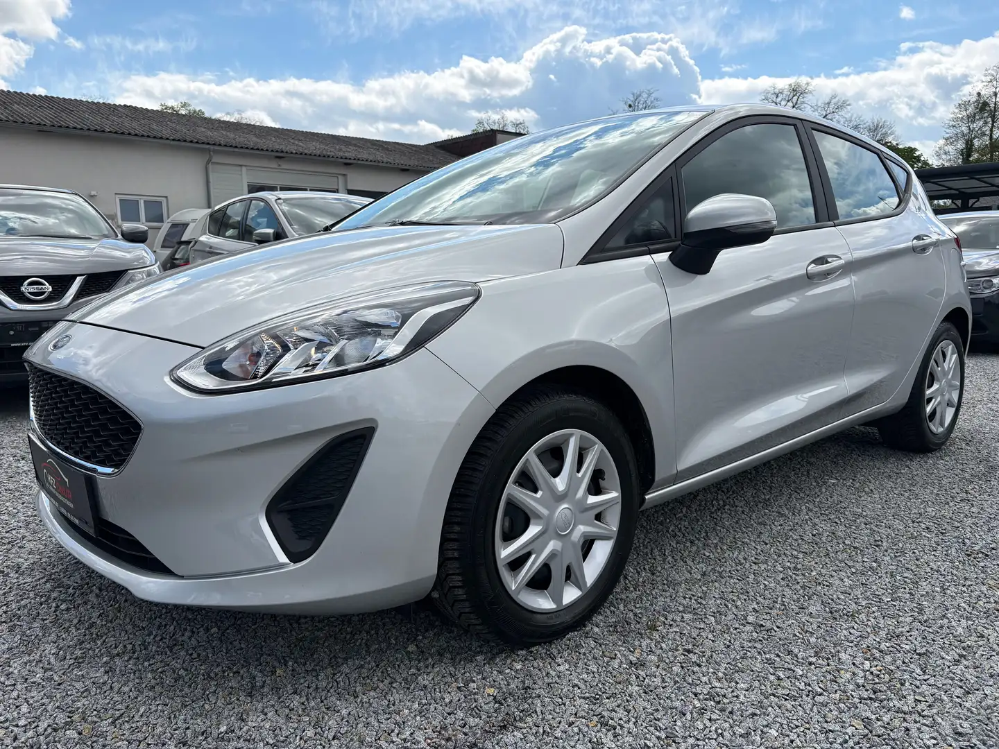 Ford Fiesta Fiesta Trend 1,1*1.BESITZ*WENIG KM*NEUWERTIG Silber - 2
