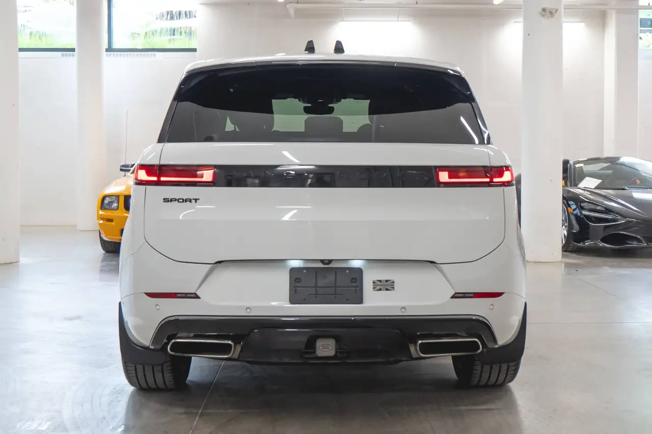Land Rover Range Rover Sport photo Land Rover Range Rover Sport