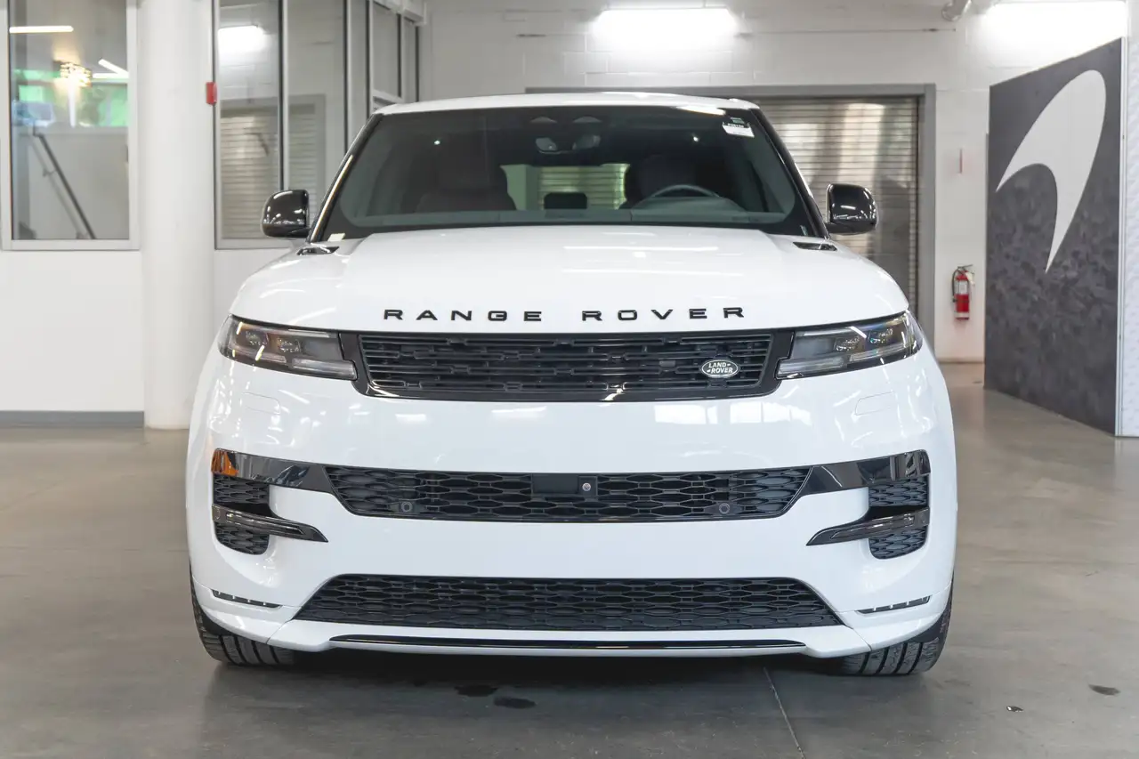 Land Rover Range Rover Sport photo Land Rover Range Rover Sport