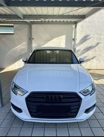 Limousine 8V 1,6 TDI S-tronic intense
