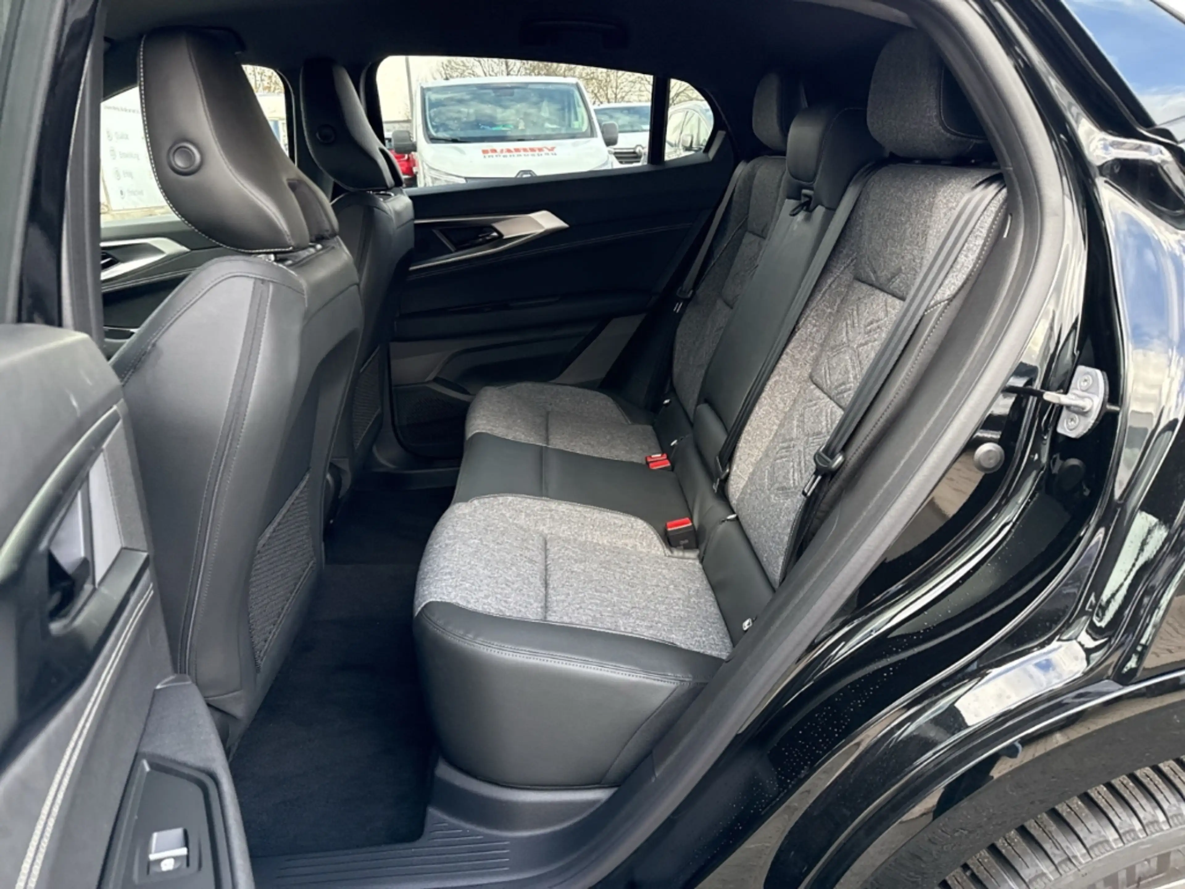 Renault Rafale TECHNO FULL HYBRID E-TECH 200 Techno KLIMA+NAVI — photo 11