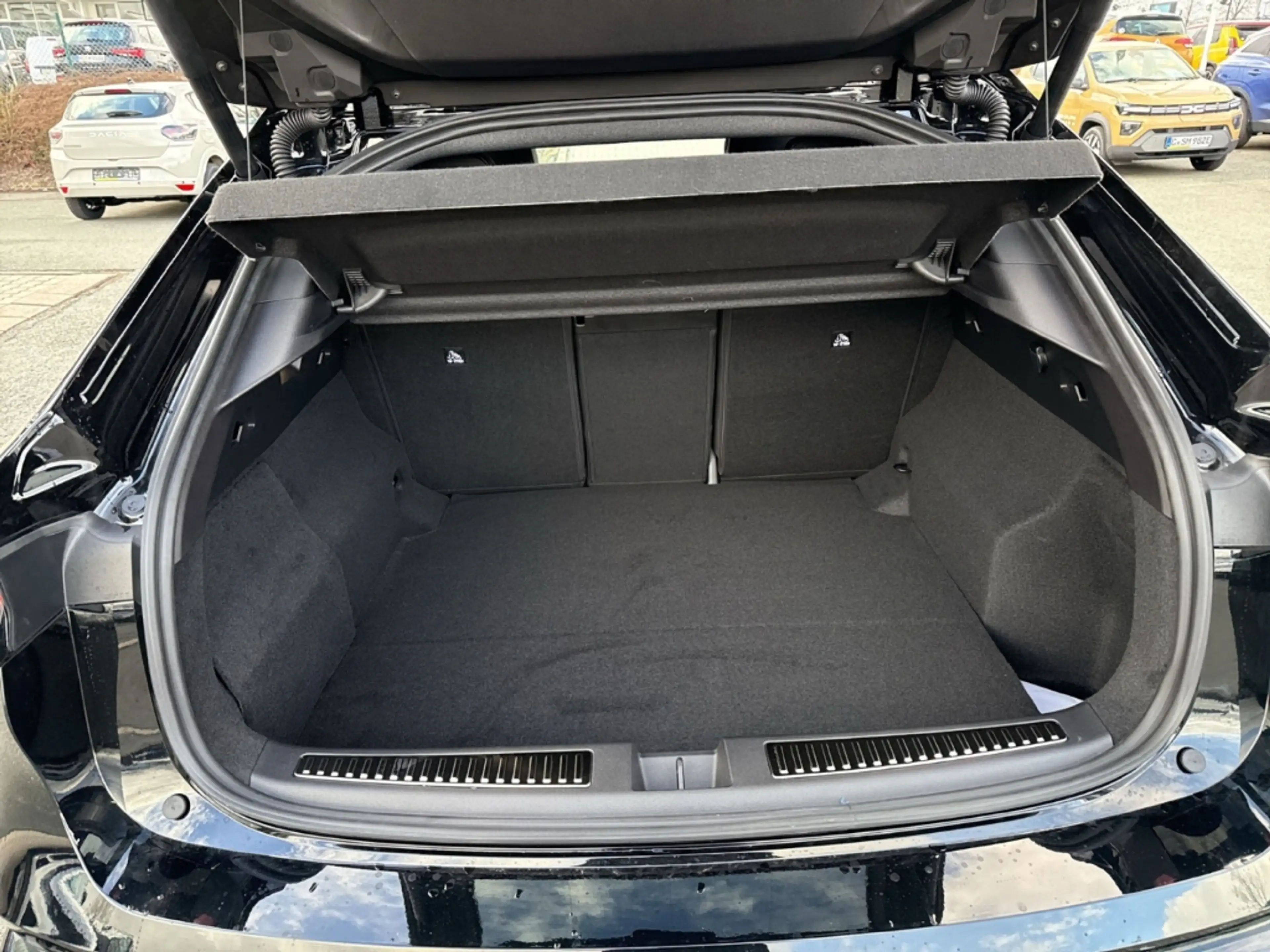 Renault Rafale TECHNO FULL HYBRID E-TECH 200 Techno KLIMA+NAVI — photo 12