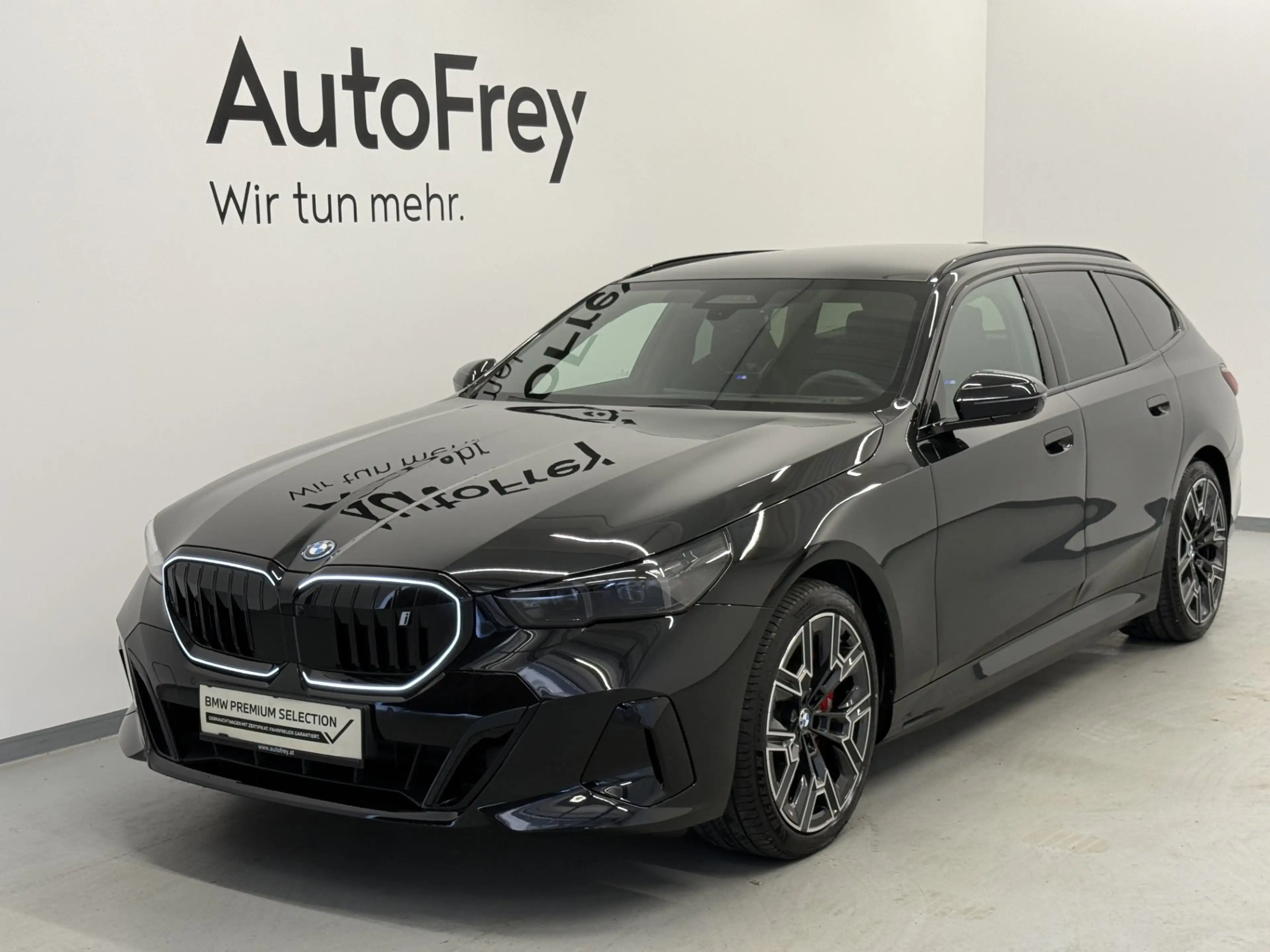 BMW i5 xDrive40