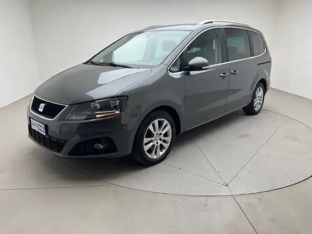 SEAT Alhambra 2.0 TDI 140 PS Style 4WD ***Rückfahrkamera,