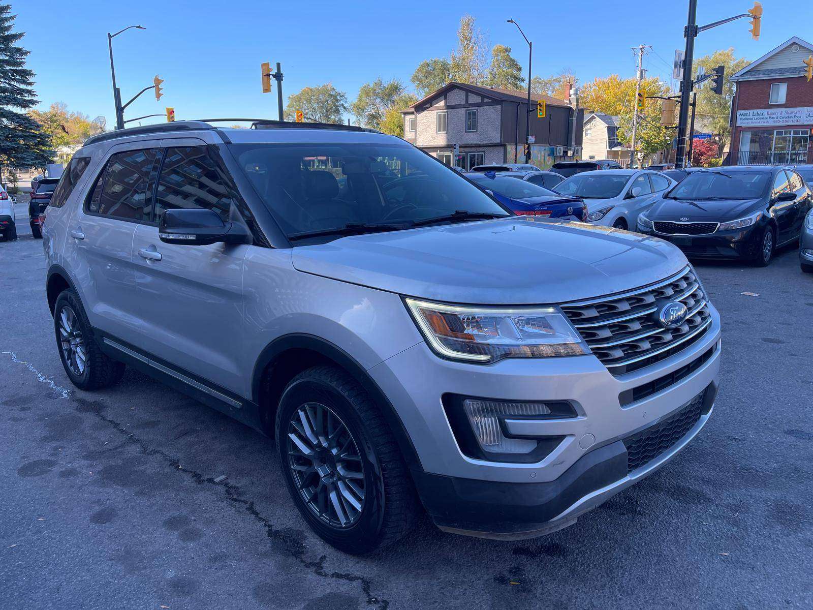 2017 Ford Explorer
