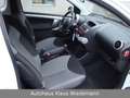 Toyota Aygo (X) 1,0-l-VVT-i Cool - 1.Hd./orig. 42 TKM Blanc - thumbnail 13