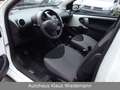 Toyota Aygo (X) 1,0-l-VVT-i Cool - 1.Hd./orig. 42 TKM Blanc - thumbnail 12