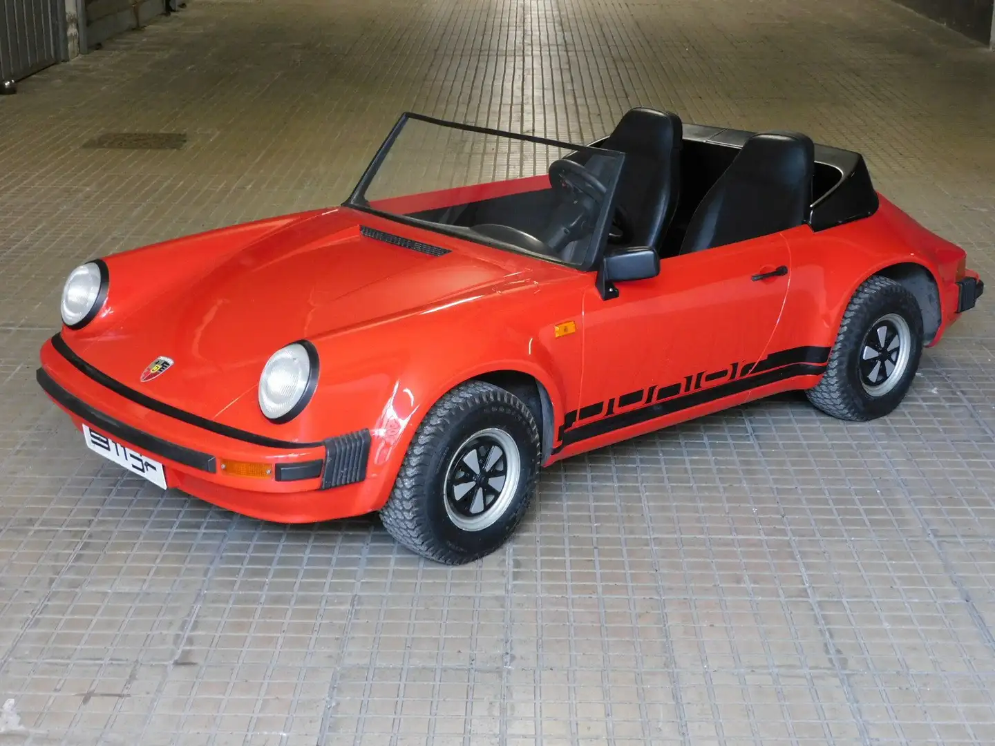 Porsche 911 Junior 1988 KID CAR Rouge - 1