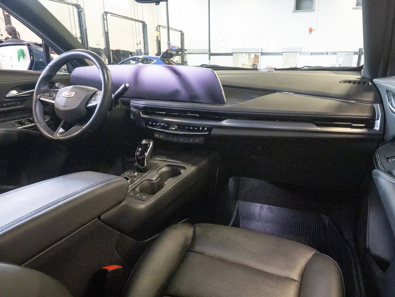 Cadillac XT4 снимка Cadillac XT4