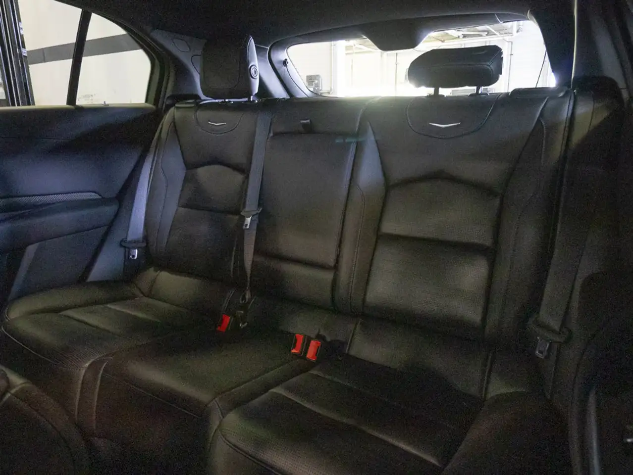Cadillac XT4 снимка Cadillac XT4