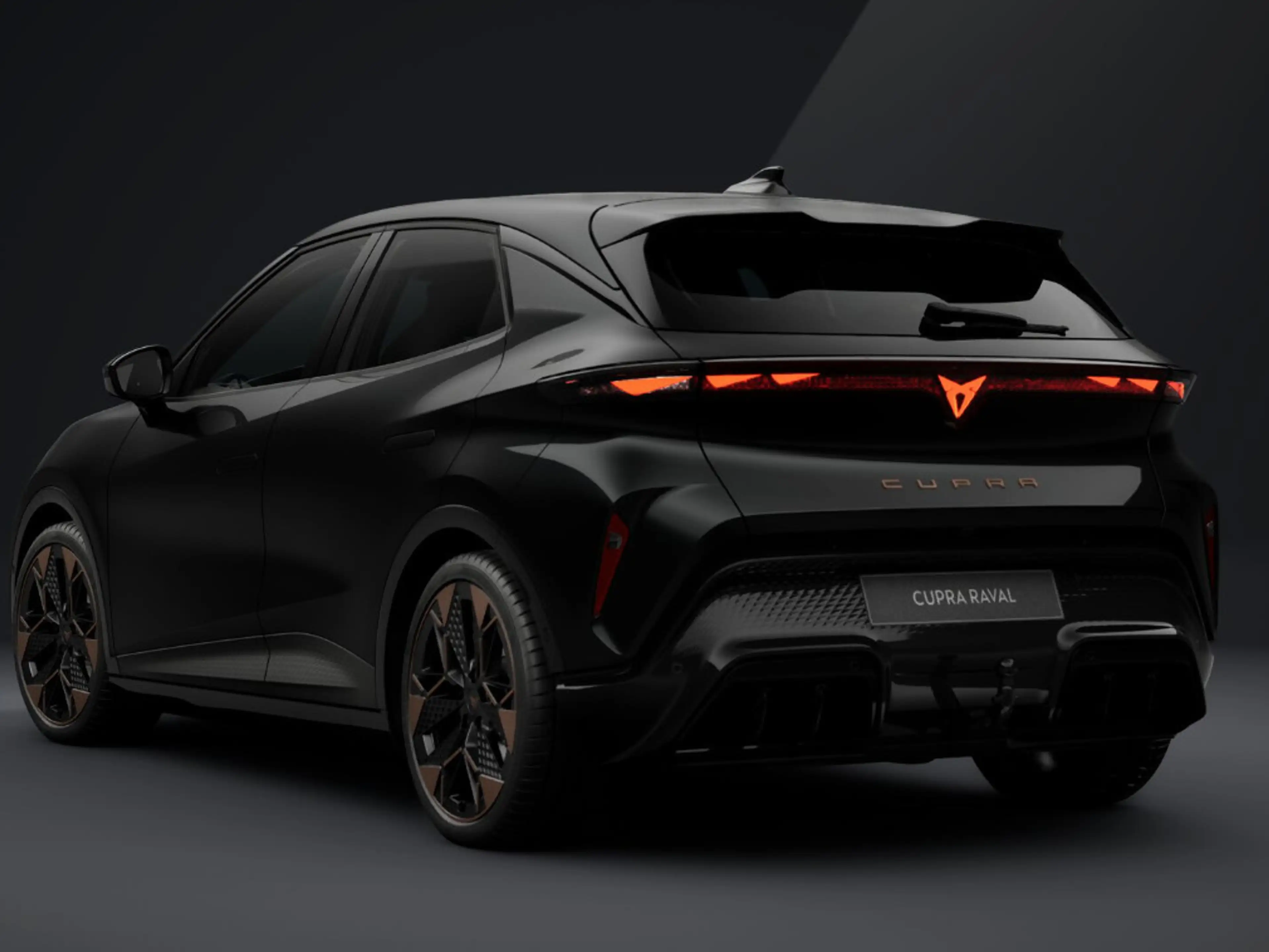 CUPRA Raval Performance Elektromotor 56 kWh 211 PK Hatchback | — photo 2