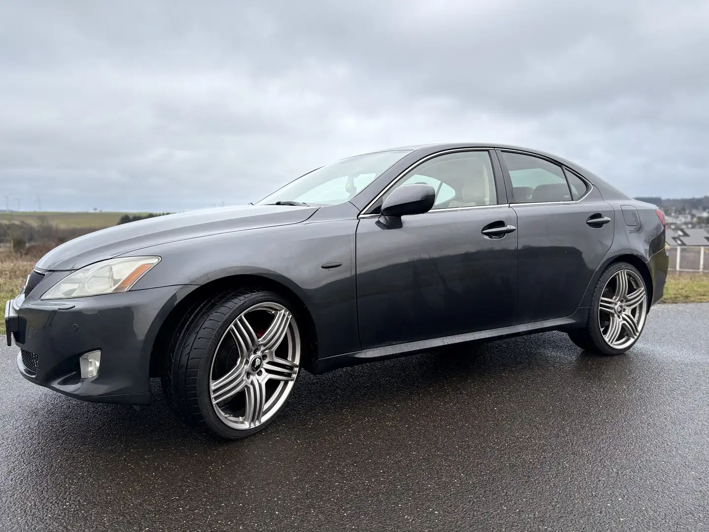 Lexus IS 220d TÜV Bis 2028 - 2