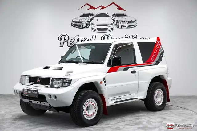 Mitsubishi Pajero Evolution 1 of 2693 Worldwide Limited Edition Ral